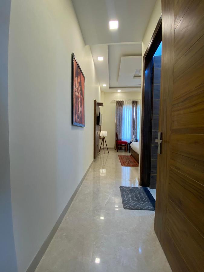 Hotel Woodlark Zirakpur - A Peaceful Stay Экстерьер фото
